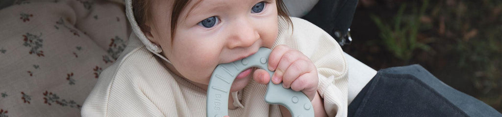 What you need to know about pacifiers and their impact on teeth - BIBS