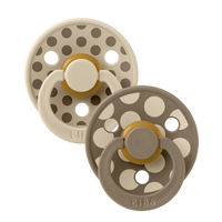 STUDIO Colour Pacifiers 2 Pack Polka - Vanilla/Dark Oak