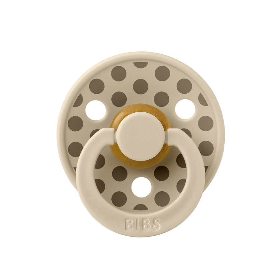 STUDIO Colour Pacifier Polka - Vanilla/Dark Oak