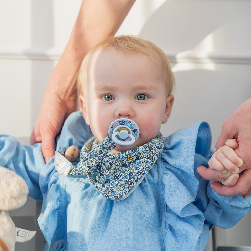 BIBS x LIBERTY Pacifier Clip - Capel Fossil Grey